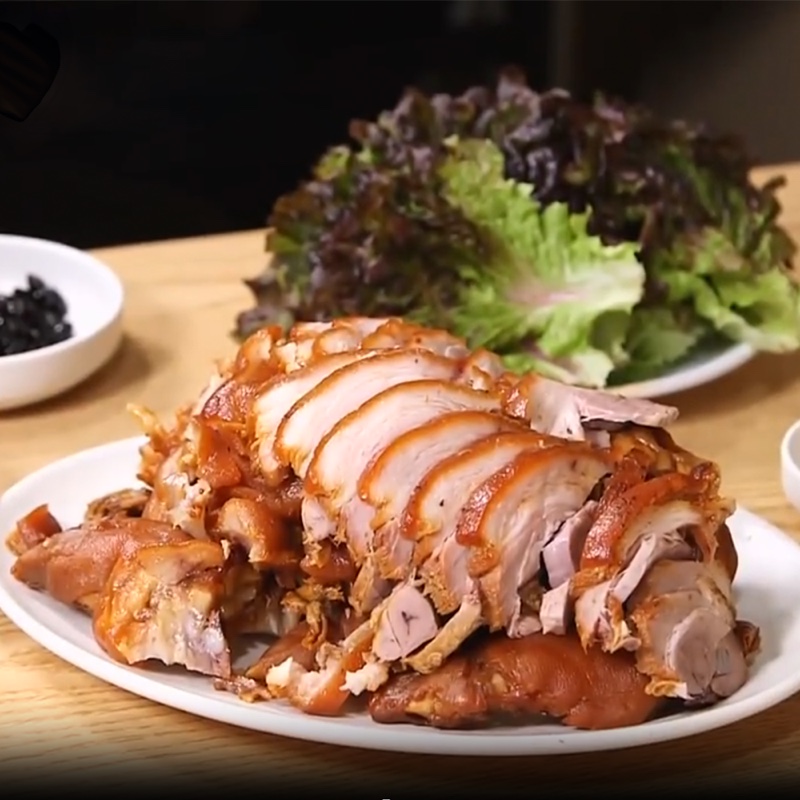 대감왕족발 족발 / Daegam Wang Jokbal — Korean Braised Pork